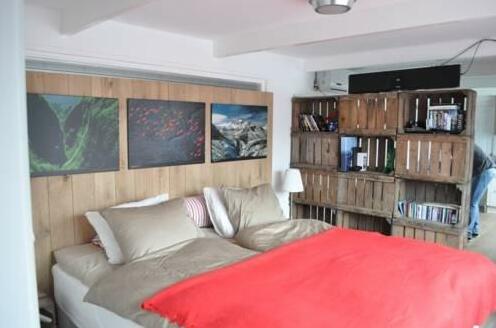 Rent A Houseboat - Photo3