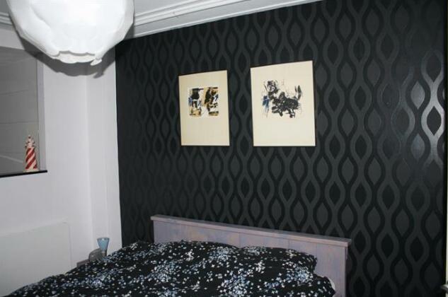 B & B Boulevard - Photo3