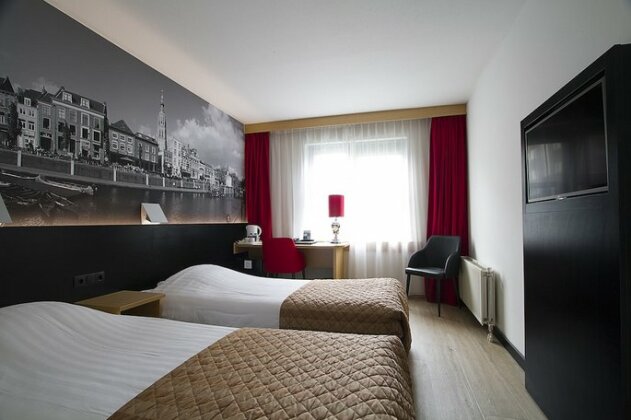 Bastion Hotel Breda - Photo2