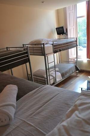 Youth Hostel Breda - Photo3