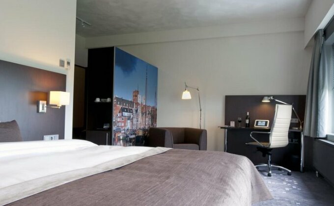 Best Western Plus Hotel Groningen Plaza - Photo2