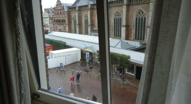 Hotel Carillon Haarlem - Photo2