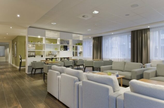 Holiday Inn Express Amsterdam - Schiphol - Photo4