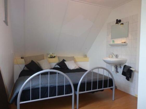 Bed & Breakfast 'Op 7' - Photo3