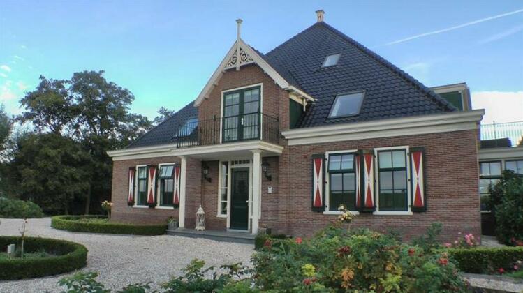 Hoeve Chapeau Katwoude