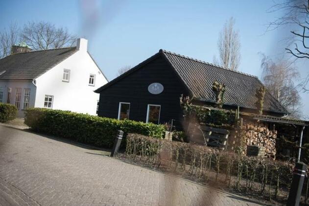 B&B Logeren bij van Heeren