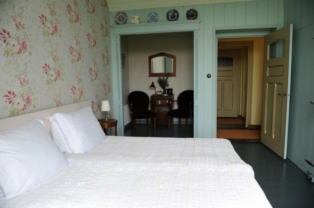 Moushouk Bed and Breakfast - Photo3