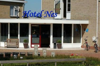 Hotel Nes Nes