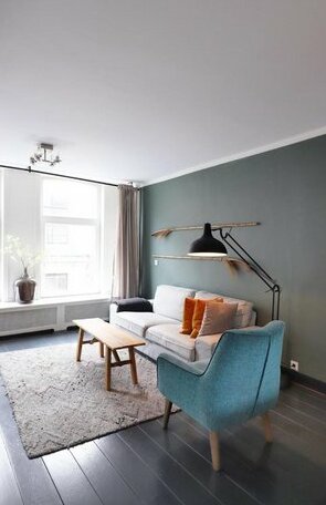 Stylish light and bright apartment in the city centre - Photo3