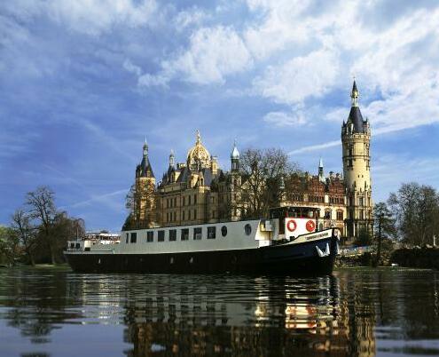 Botel MS Mecklenburg