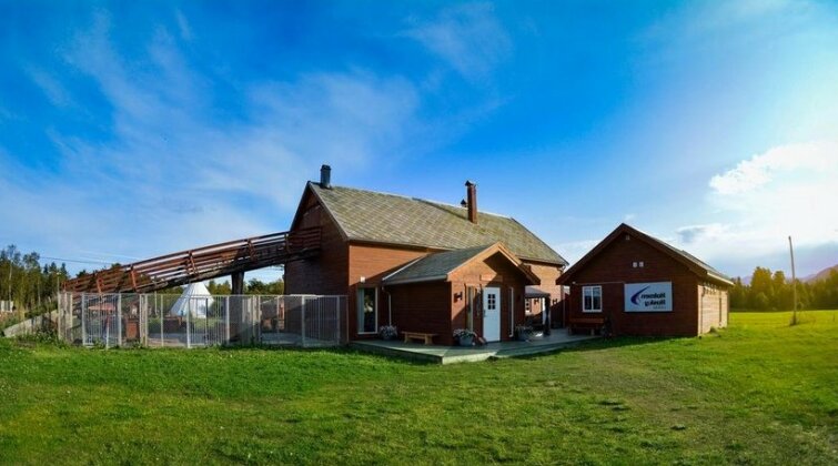 Holmen Husky Lodge - Photo2