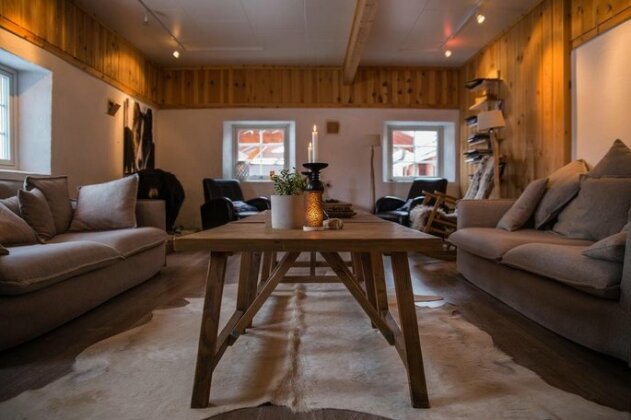 Holmen Husky Lodge - Photo5