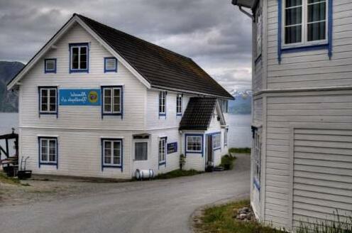 Romsdal Fjord Lodge - Photo2