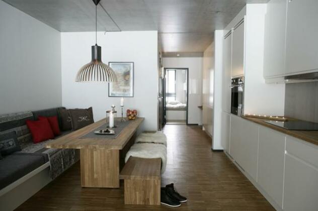 Studio H Apartments - Photo3