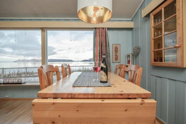 Cozy Cabin Tromso - Photo2