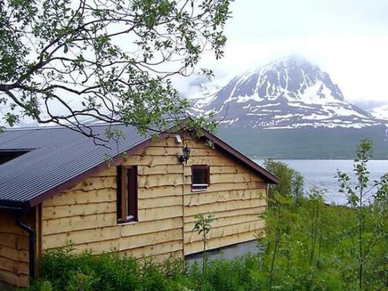 Two-Bedroom Holiday home in Straumsbukta 1