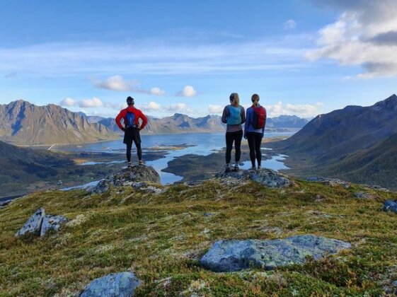 Lofoten Lodge Sea House - Photo2