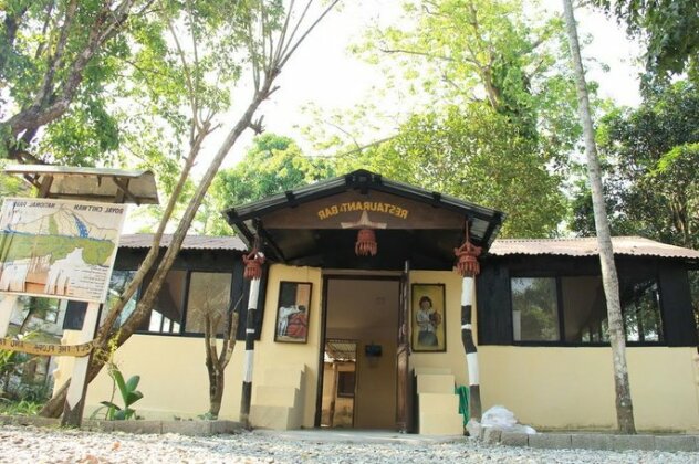 Chitwan Safari Camp & Lodge - Photo5