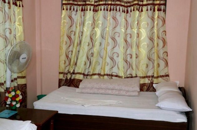 Himchuli Guest House Chitwan - Photo4