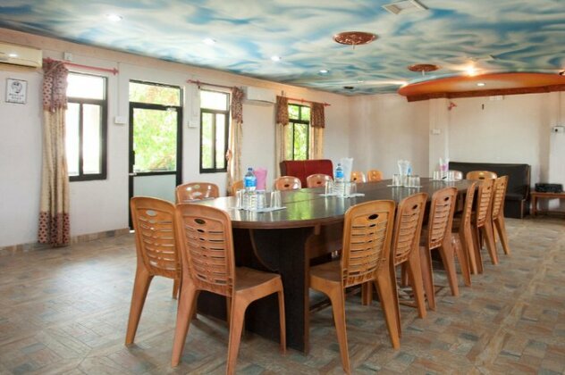 Holy lodge Chitwan - Photo3
