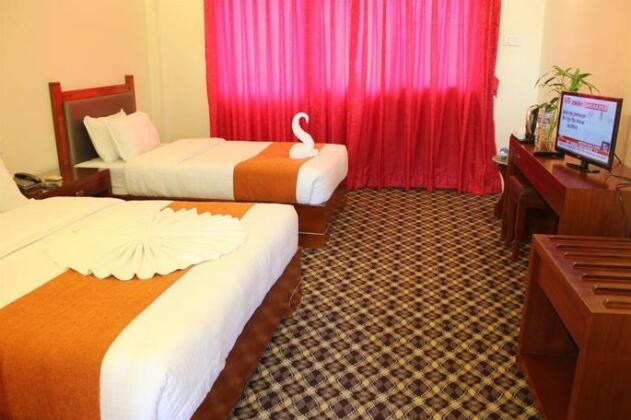 Hotel Jungle Crown - Photo2