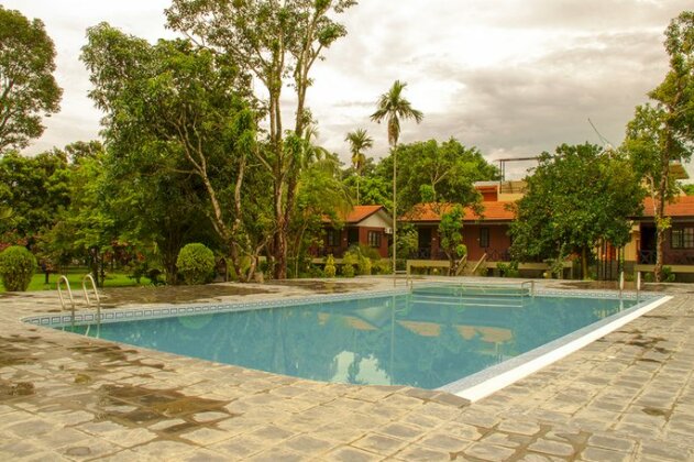 Jungle Resort Chitwan - Photo2