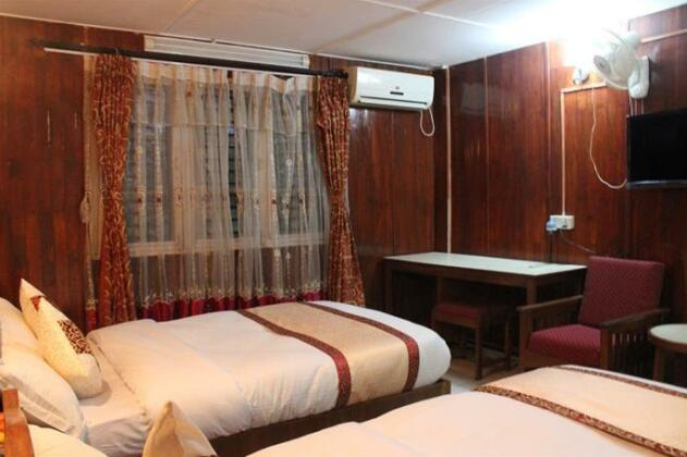 OYO 345 Jungle Nepal Resort - Photo2
