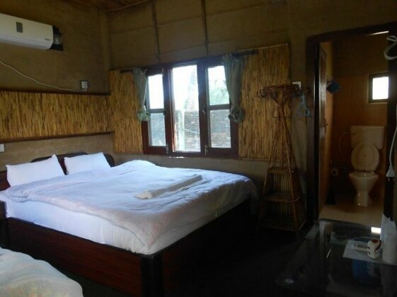 Rapti Village Resort - Photo4