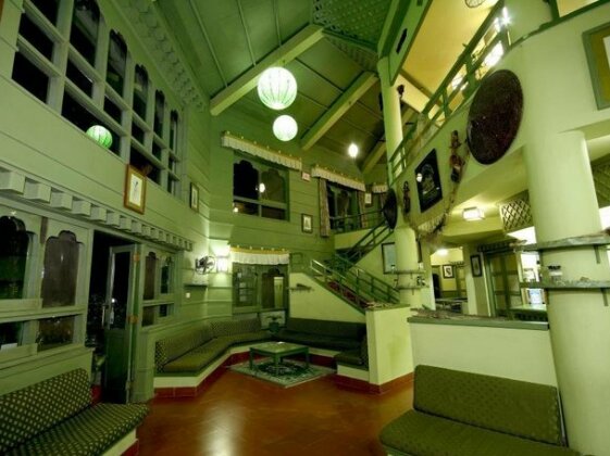 Rhino Resort - Photo3