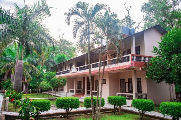 OYO 556 Chitwan Riverside Resort - Photo3