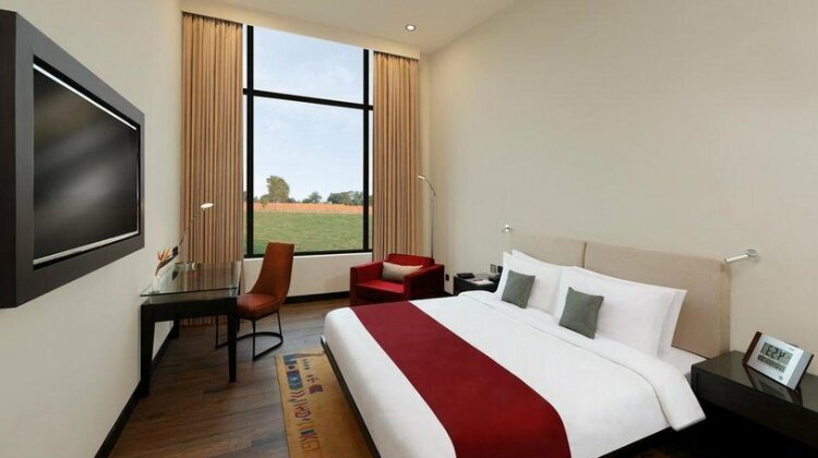 Tiger Palace Resort - Photo3