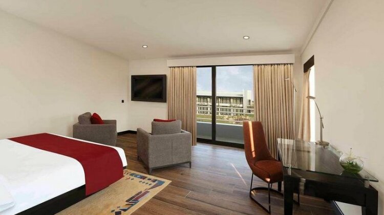 Tiger Palace Resort - Photo5