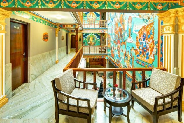 Hotel Lotus Gems - Photo3