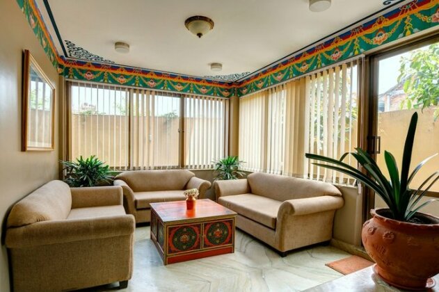 Hotel Lotus Gems - Photo5