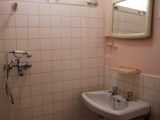 OYO 144 Hotel Zhonghau - Photo2
