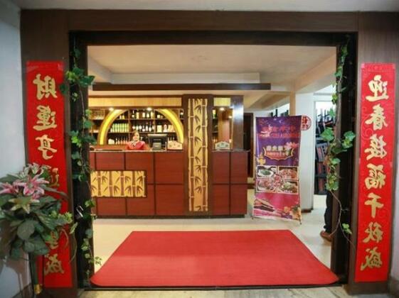 OYO 144 Hotel Zhonghau - Photo4