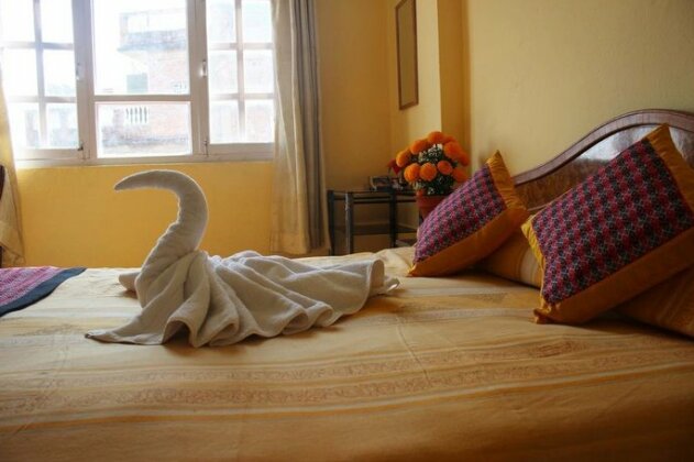 Simrika Homes Bed and Breakfast - Photo2