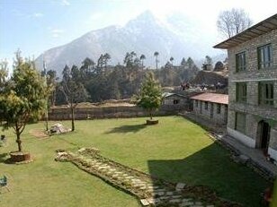 Everest Summit Lodge - Lukla - Photo5