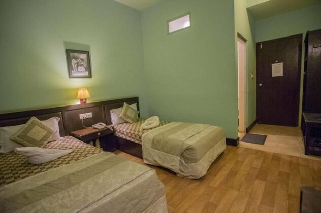 Hotel Ananda Inn - Photo4