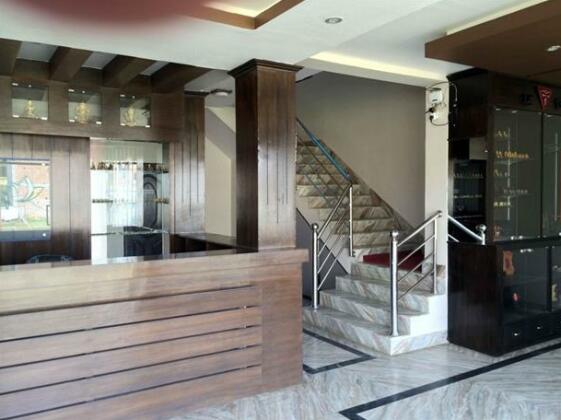 Mirage Inn - Photo4