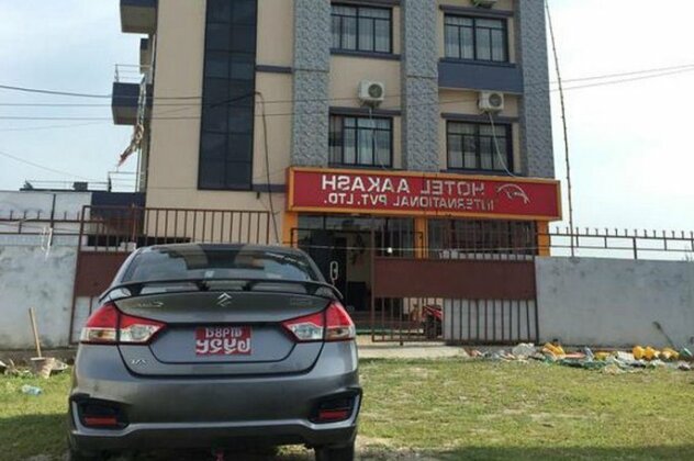OYO 312 Hotel Aakash International - Photo2