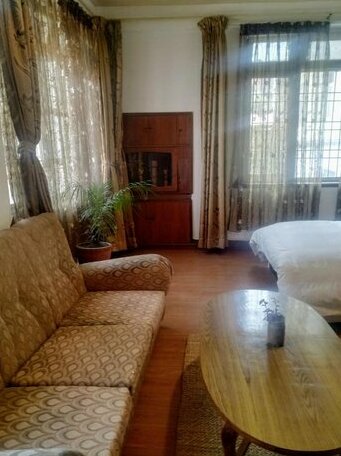 Indra Guesthouse - Photo3