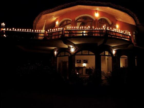 Anadu House