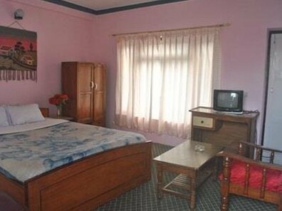 Hotel Dharma Inn - Photo5