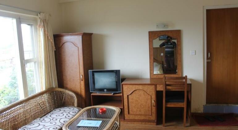 Hotel Grand Holiday - Photo3