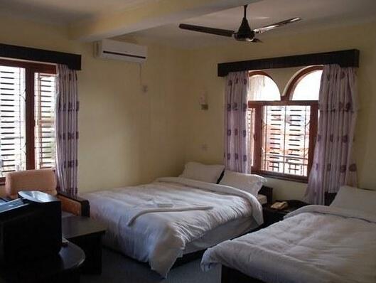 Hotel Holy Heaven - Photo2
