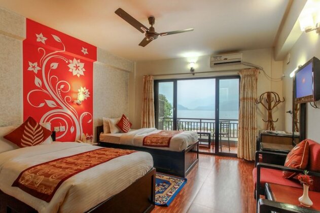 Hotel Peace Plaza - Photo2