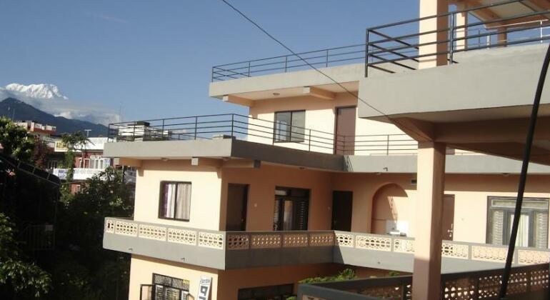 Hotel Peaceful - Photo2