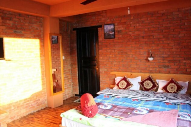 Nar-Bis Hotel - Photo4