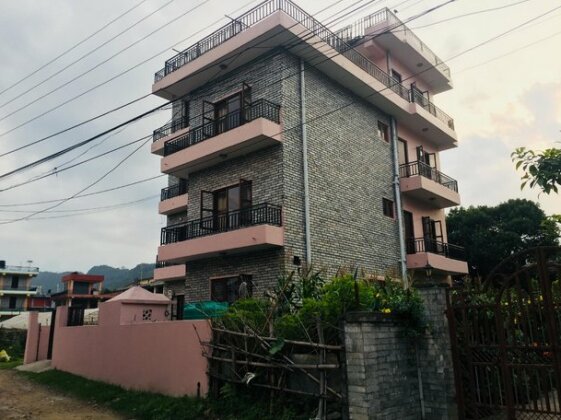 Photo 3